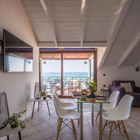 Сasa de vacaciones Tonias - Thea House And Vrachos Attic Alykanas (Zakynthos)
