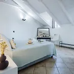Tonias - Thea House And Vrachos Attic Case de vacanță