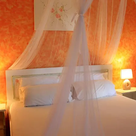 Tonias - Thea House And Vrachos Attic * 阿利卡纳斯