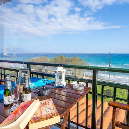 Tonias - Thea House And Vrachos Attic Feriehus *