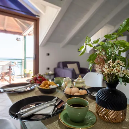 Tonias - Thea House And Vrachos Attic