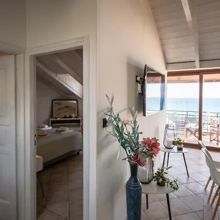 Feriehus Tonias - Thea House And Vrachos Attic