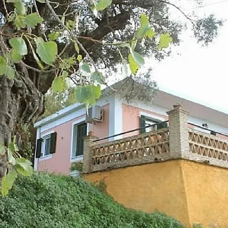 Tonias - Thea House And Vrachos Attic Feriehus *